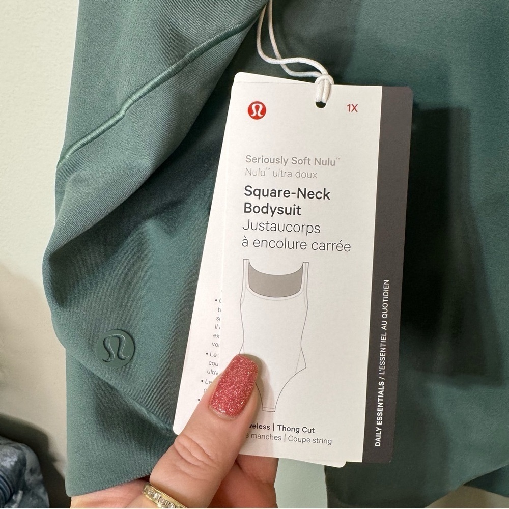 Lululemon Wundermost Square Neck Nulu Bodysuit Sleeveless Forest Green 1X NWT - Picture 9 of 10